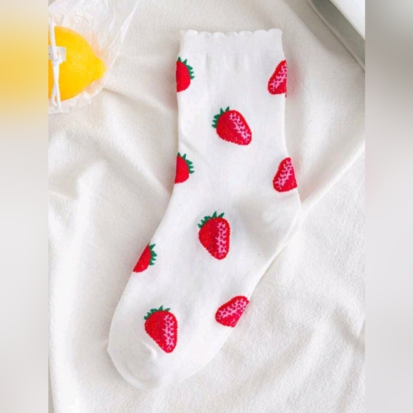 2pairs Strawberry Print Crew Socks - Picture 3 of 6